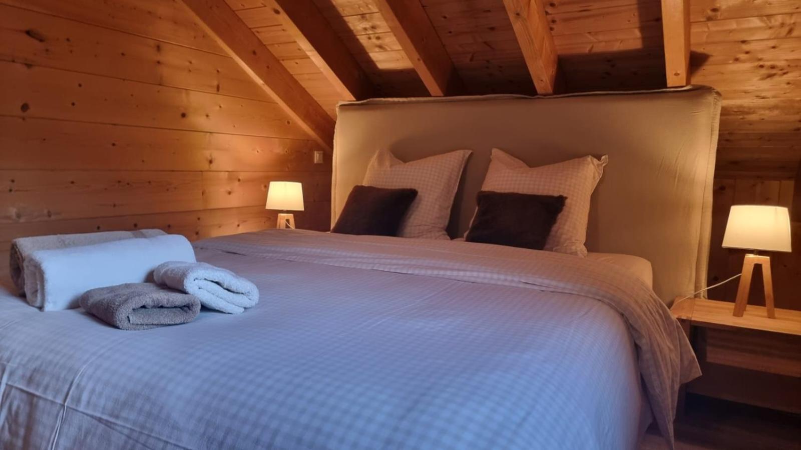 Le Chalet Du Pere Michel, Jacuzzi, Sauna, Jardin ラ・ブレス エクステリア 写真
