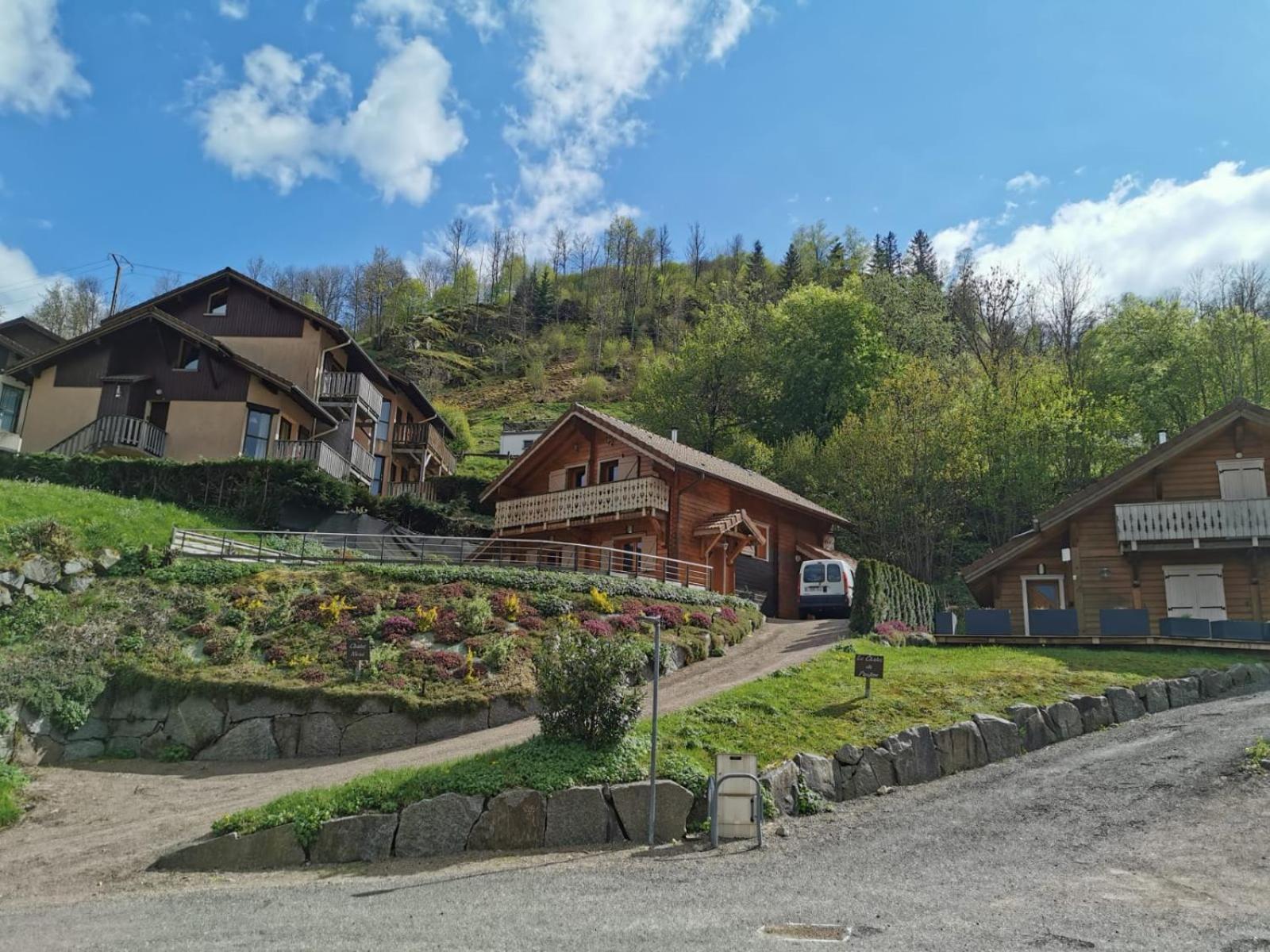 Le Chalet Du Pere Michel, Jacuzzi, Sauna, Jardin ラ・ブレス エクステリア 写真