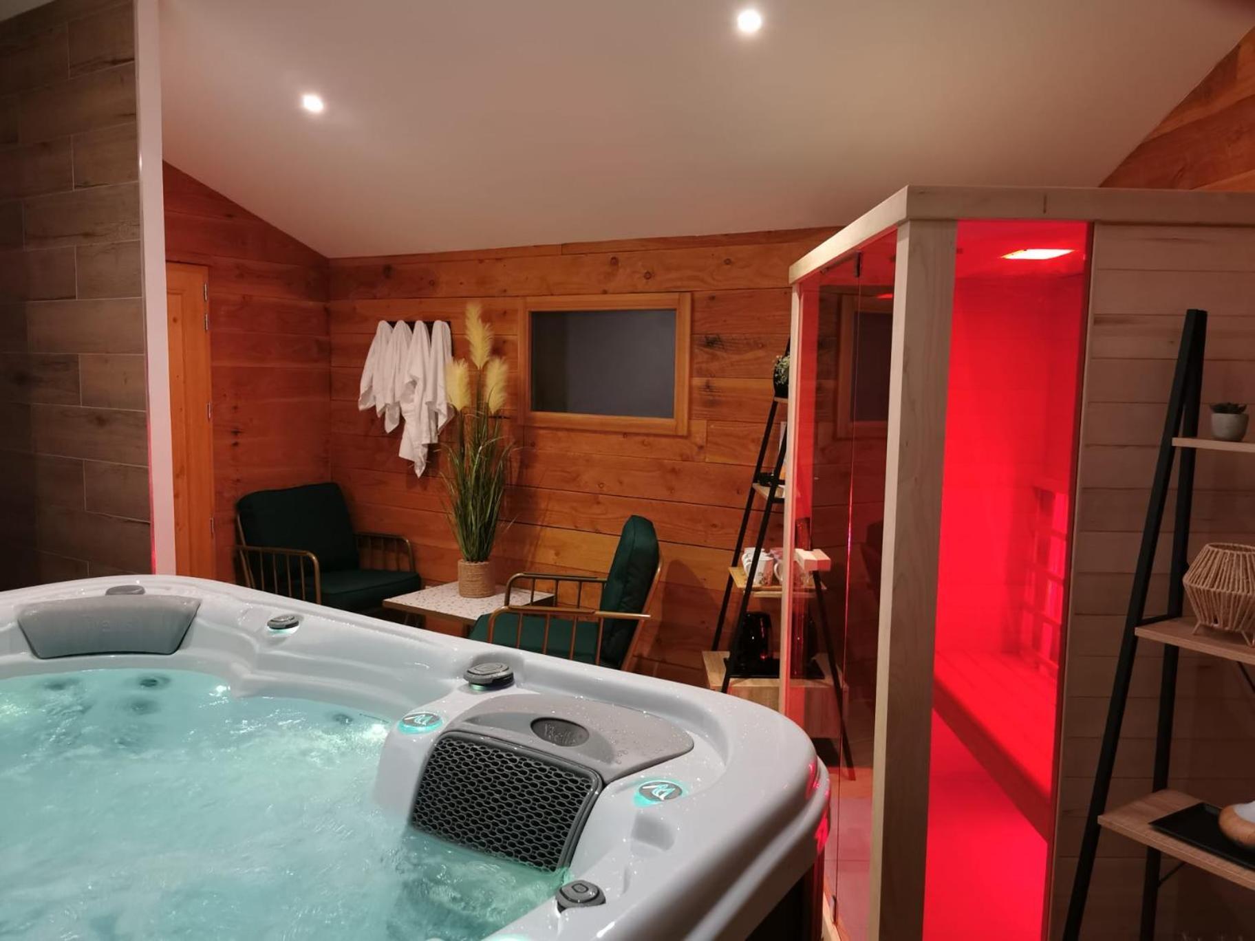 Le Chalet Du Pere Michel, Jacuzzi, Sauna, Jardin ラ・ブレス エクステリア 写真
